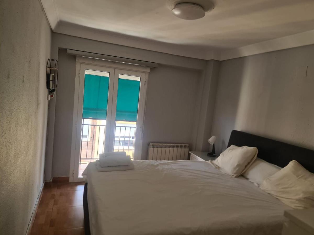 Apartamento Zaragoza Plaza Europa Kültér fotó