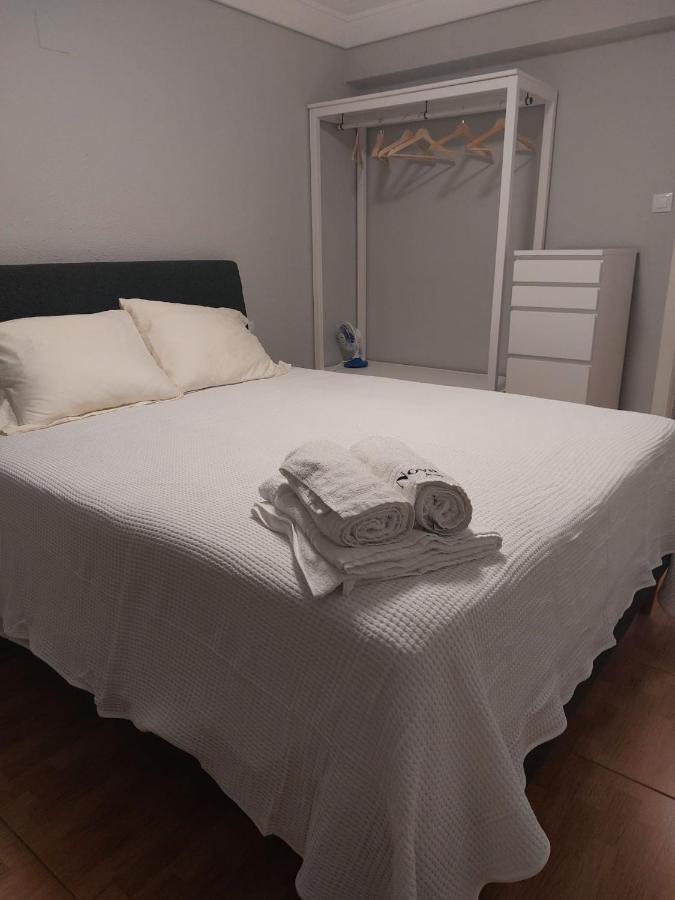 Apartamento Zaragoza Plaza Europa Kültér fotó